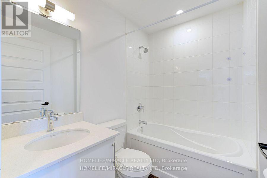402 - 26 Lowes Road W, Guelph, Ontario  N1G 4X2 - Photo 17 - X12303721