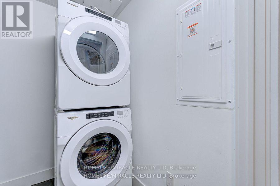 402 - 26 Lowes Road W, Guelph, Ontario  N1G 4X2 - Photo 19 - X12303721