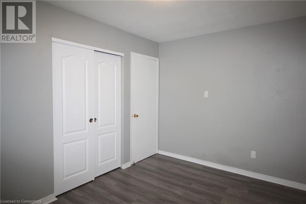 4 Purnell Drive, Hamilton, Ontario  L9C 4X9 - Photo 19 - 40753863