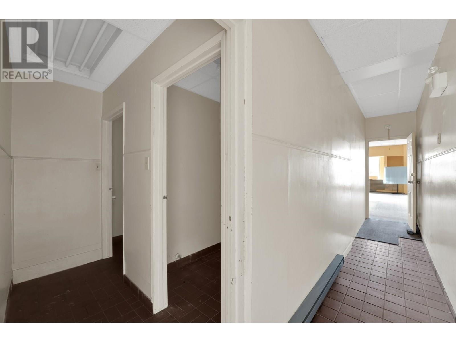 5651 Cowrie Street, Sechelt, British Columbia  V0N 3A0 - Photo 25 - C8070990