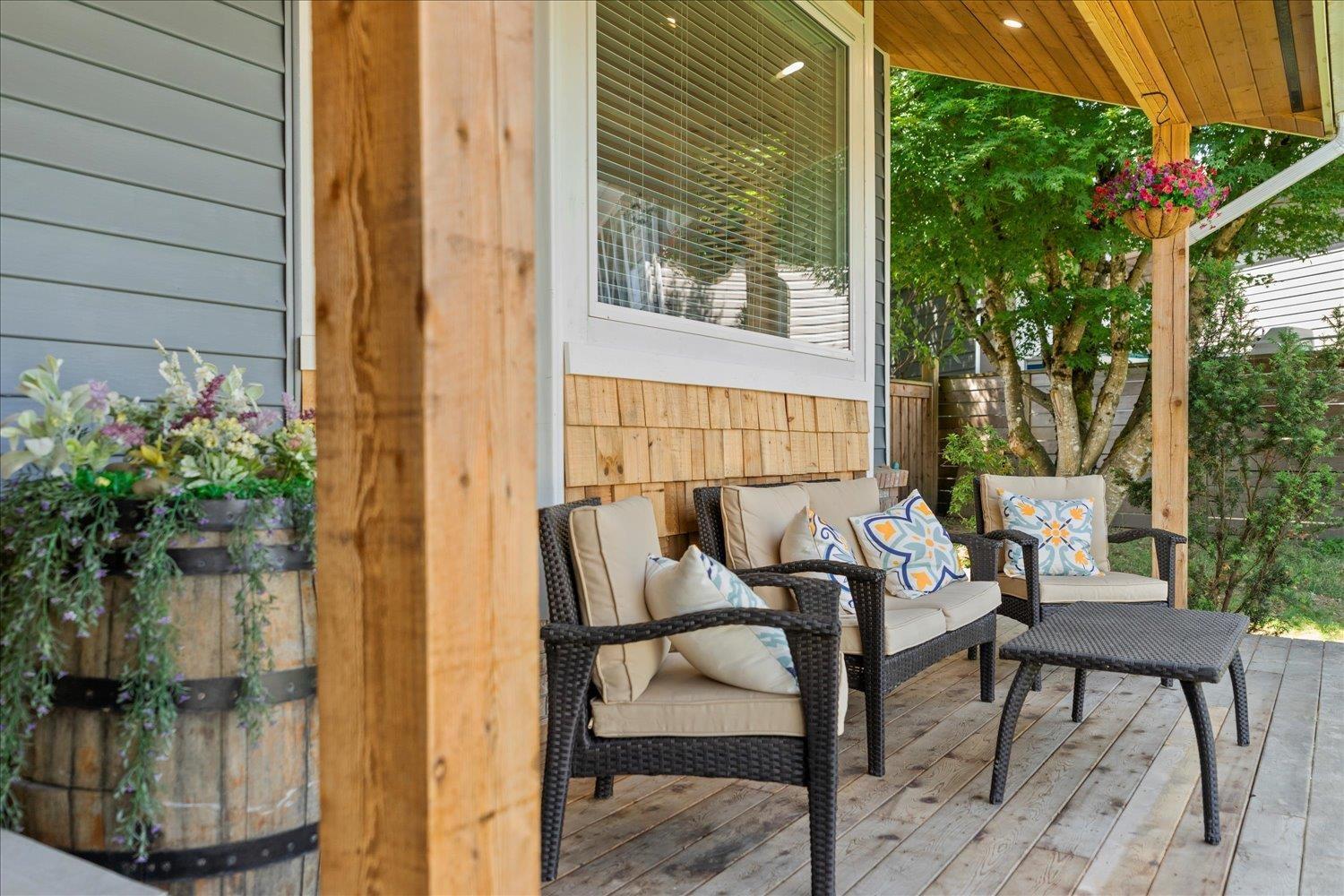 Property at 34602 SEMLIN PLACE image 4