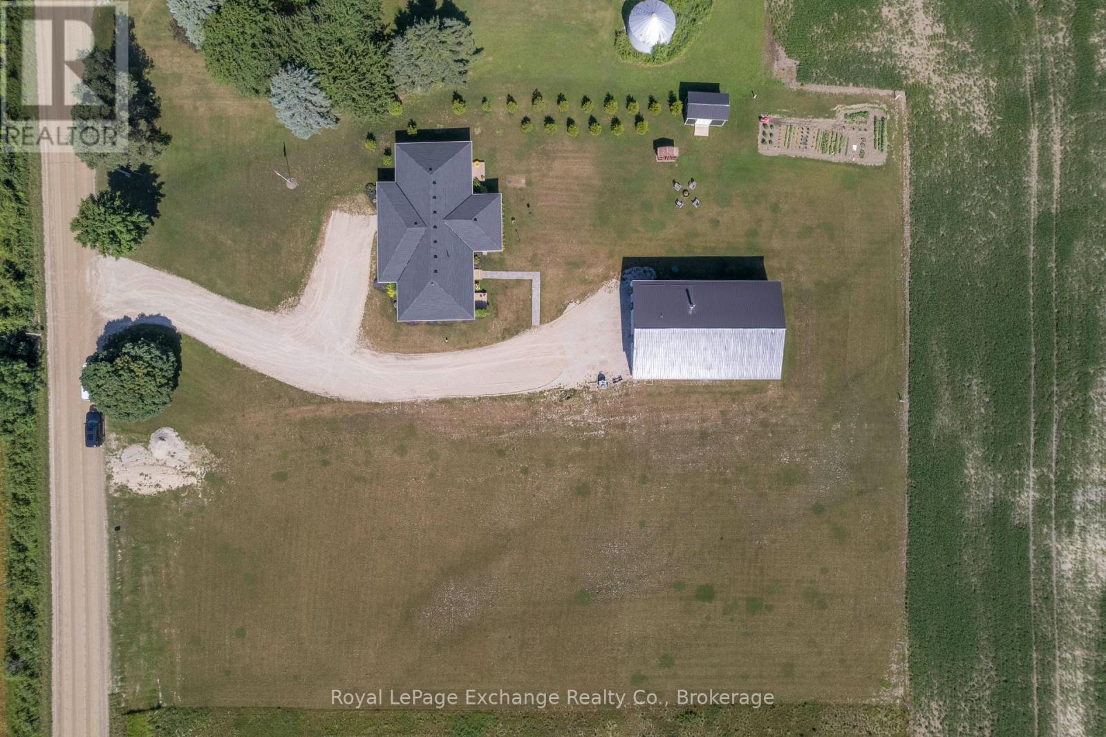 422 Hayes Lake Avenue, Huron-Kinloss, Ontario  N0G 2B0 - Photo 45 - X12302132