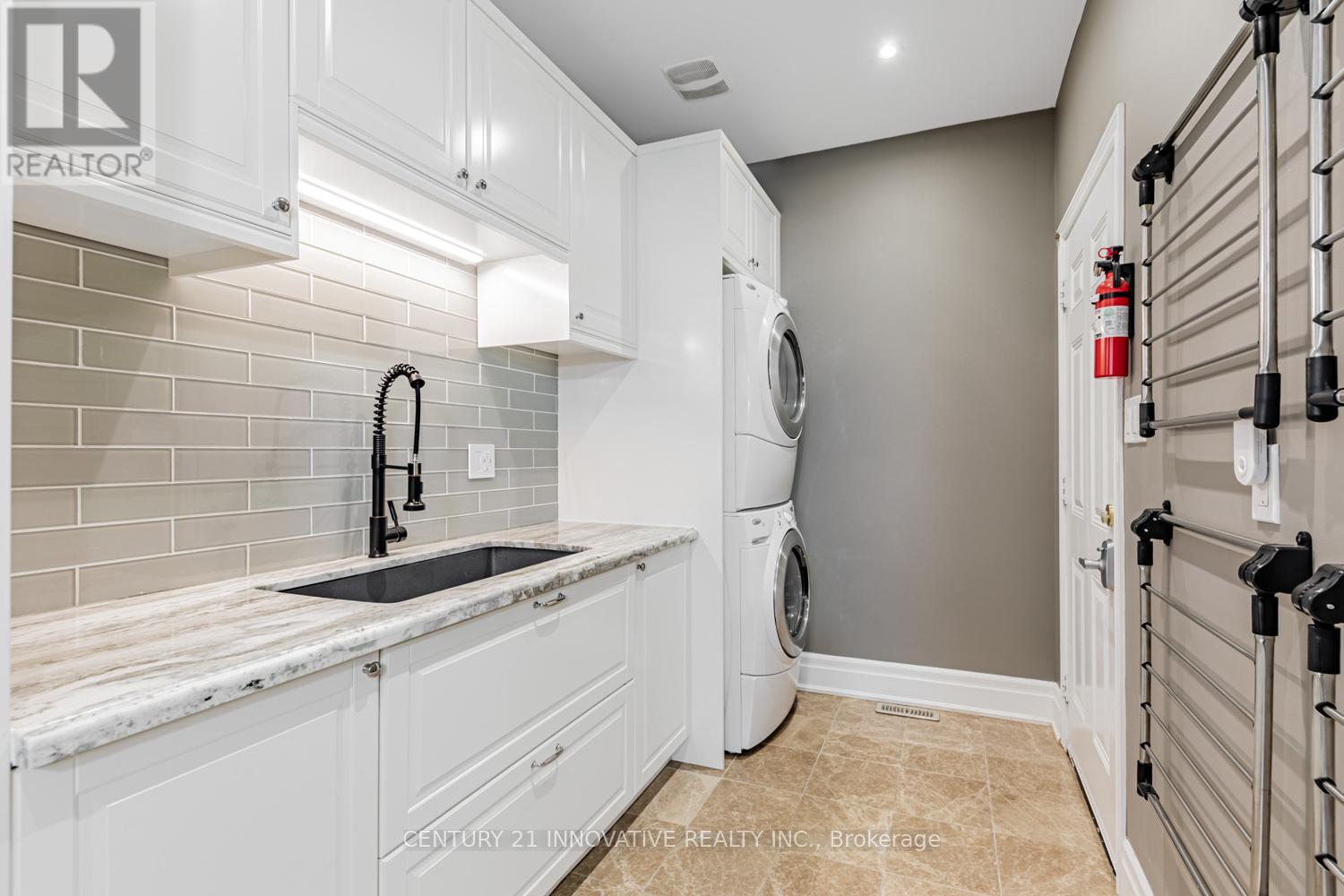 7 Stonechurch Crescent, Markham (Box Grove), Ontario  L6B 0L3 - Photo 18 - N12303730
