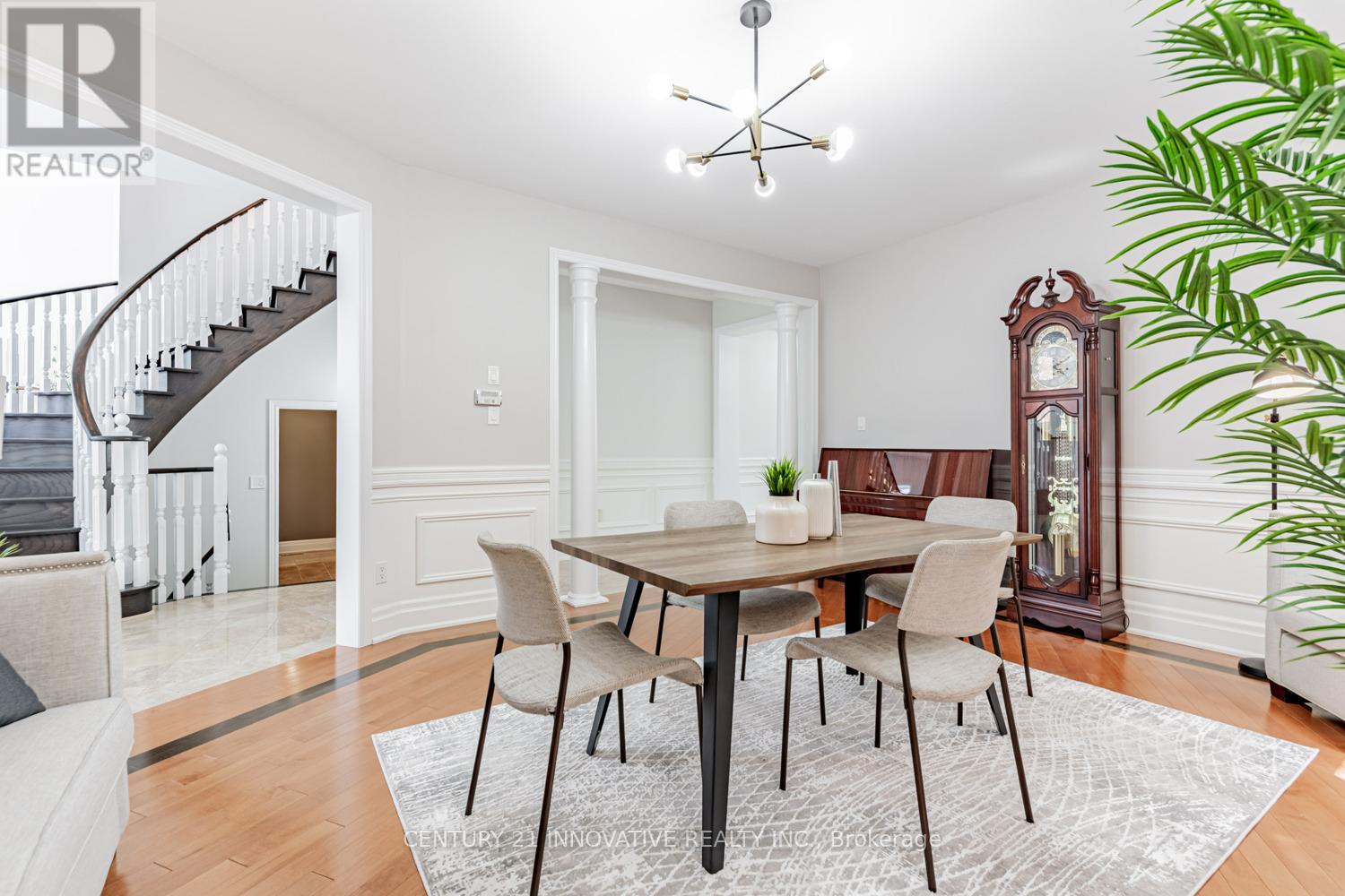 7 Stonechurch Crescent, Markham (Box Grove), Ontario  L6B 0L3 - Photo 7 - N12303730