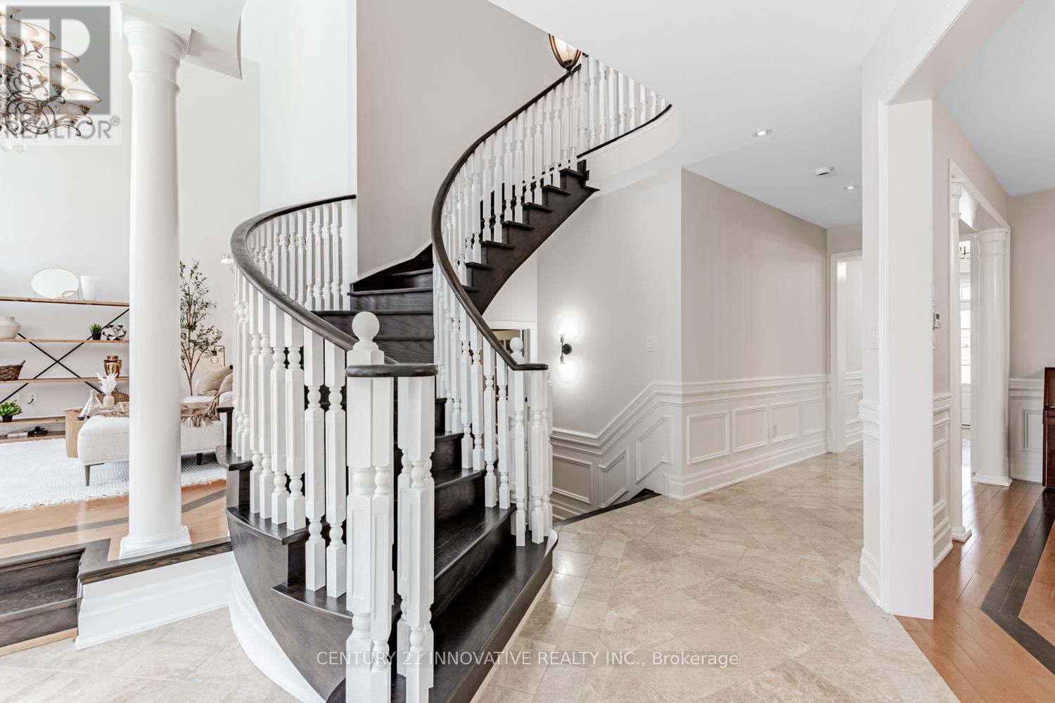 7 Stonechurch Crescent, Markham (Box Grove), Ontario  L6B 0L3 - Photo 9 - N12303730