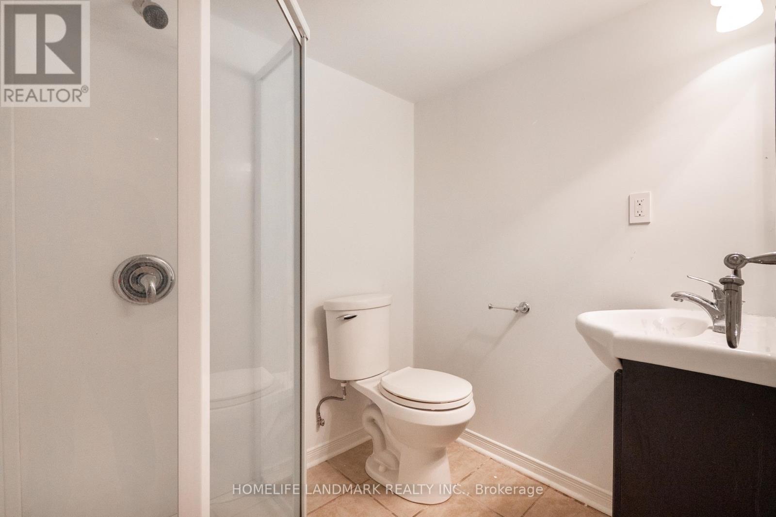 1544 Kirkrow Crescent, Mississauga, Ontario  L5M 3Y8 - Photo 19 - W12303742