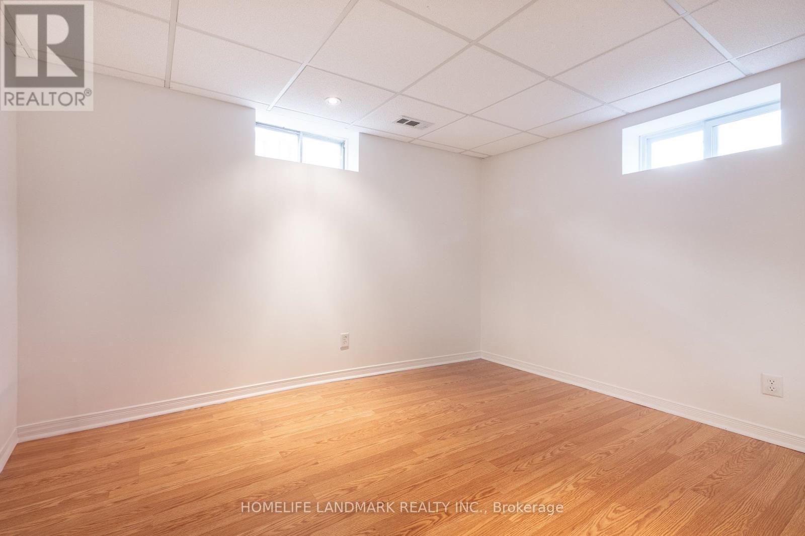 1544 Kirkrow Crescent, Mississauga, Ontario  L5M 3Y8 - Photo 24 - W12303742