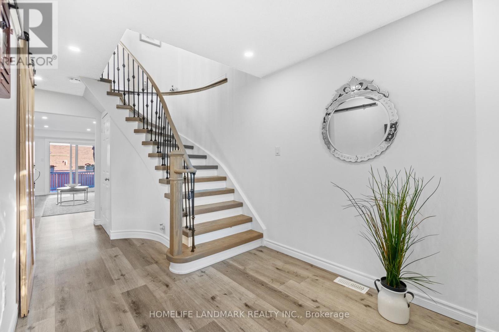 1544 Kirkrow Crescent, Mississauga, Ontario  L5M 3Y8 - Photo 32 - W12303742