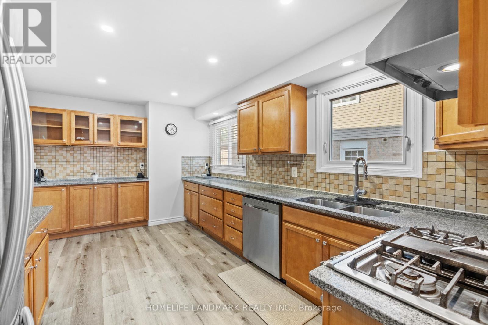 1544 Kirkrow Crescent, Mississauga, Ontario  L5M 3Y8 - Photo 39 - W12303742