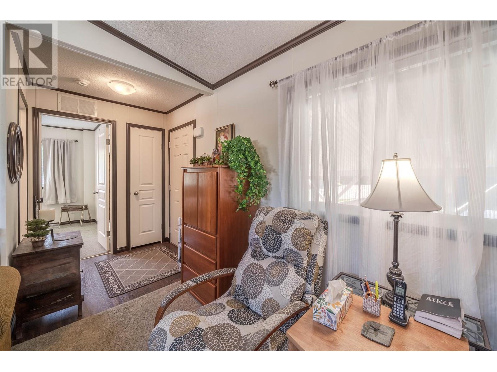 Property at 50 208 8TH STREET image 5