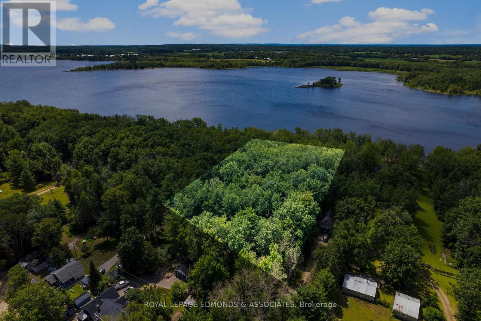 0 Sullivan Point Road, Laurentian Valley, Ontario  K8A 6W2 - Photo 2 - X12303750