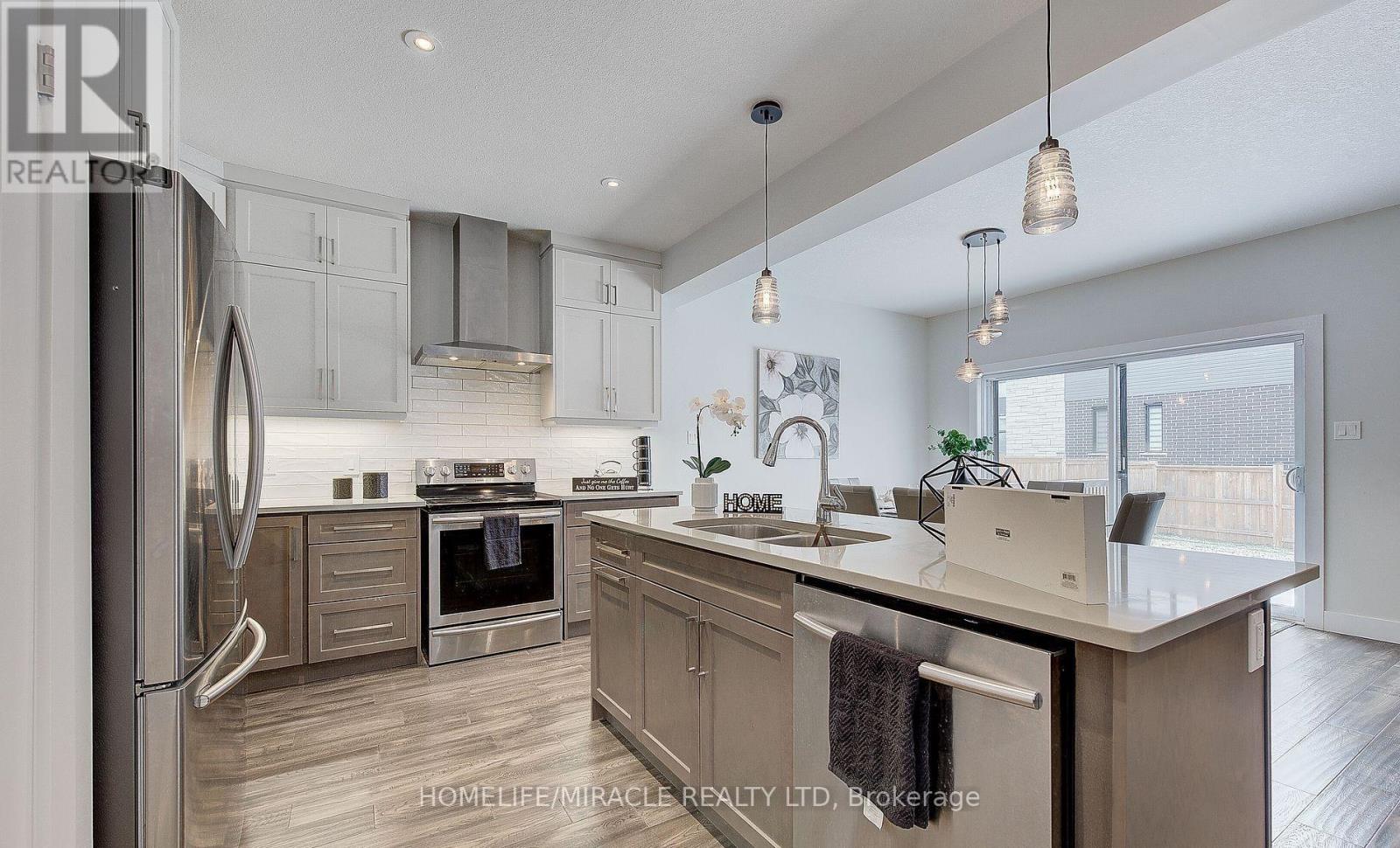 2194 Westpoint Heights, London South, Ontario  N6P 0E9 - Photo 19 - X12303733