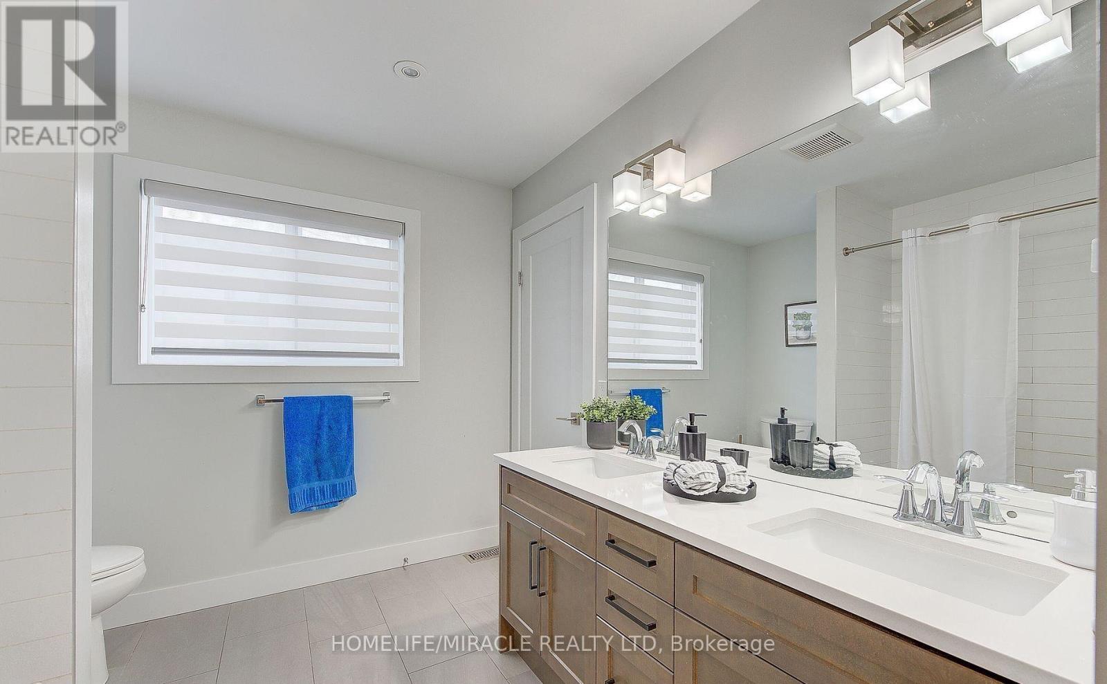 2194 Westpoint Heights, London South, Ontario  N6P 0E9 - Photo 32 - X12303733