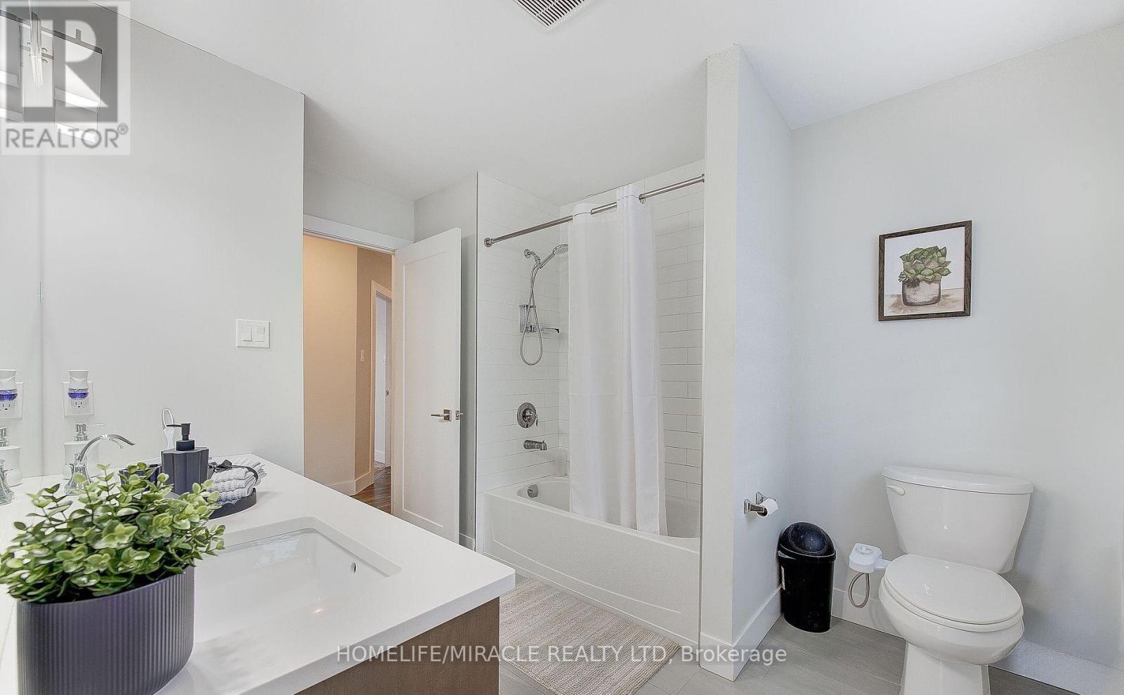 2194 Westpoint Heights, London South, Ontario  N6P 0E9 - Photo 34 - X12303733