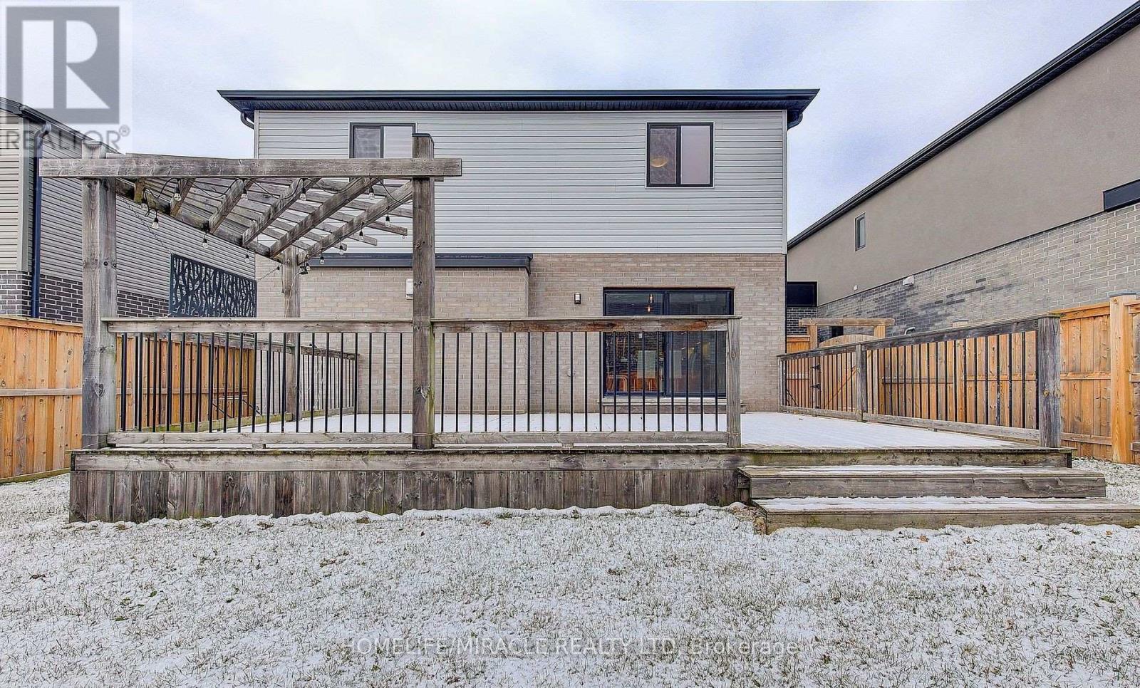 2194 Westpoint Heights, London South, Ontario  N6P 0E9 - Photo 39 - X12303733