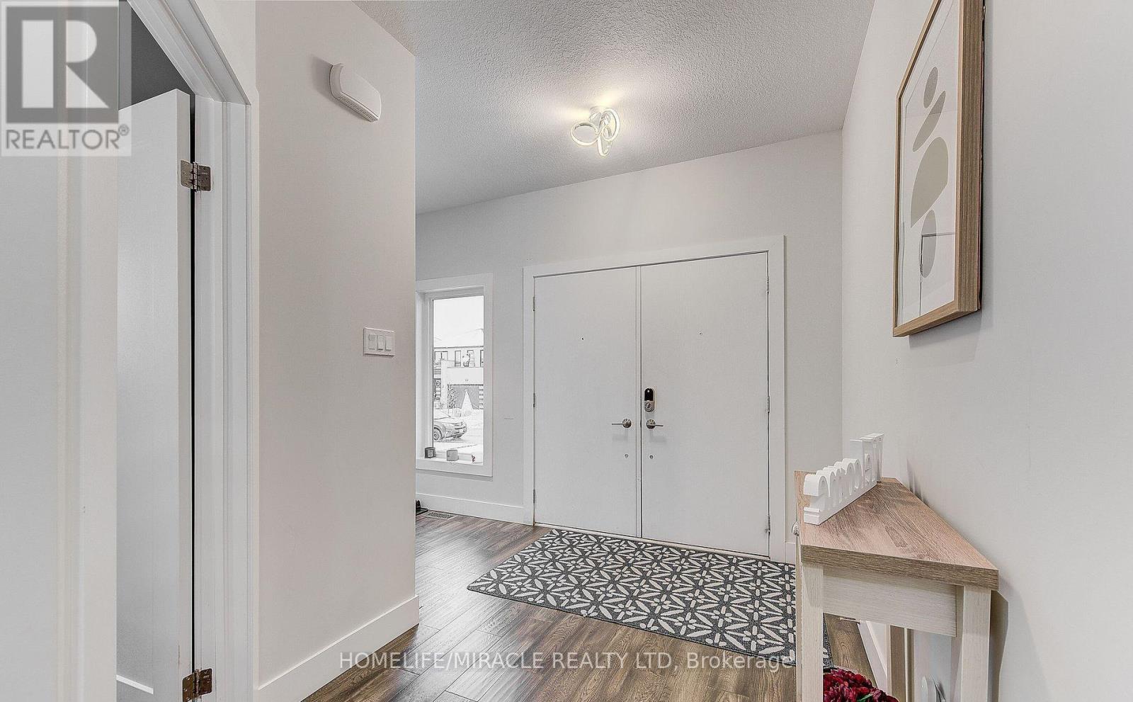 2194 Westpoint Heights, London South, Ontario  N6P 0E9 - Photo 5 - X12303733