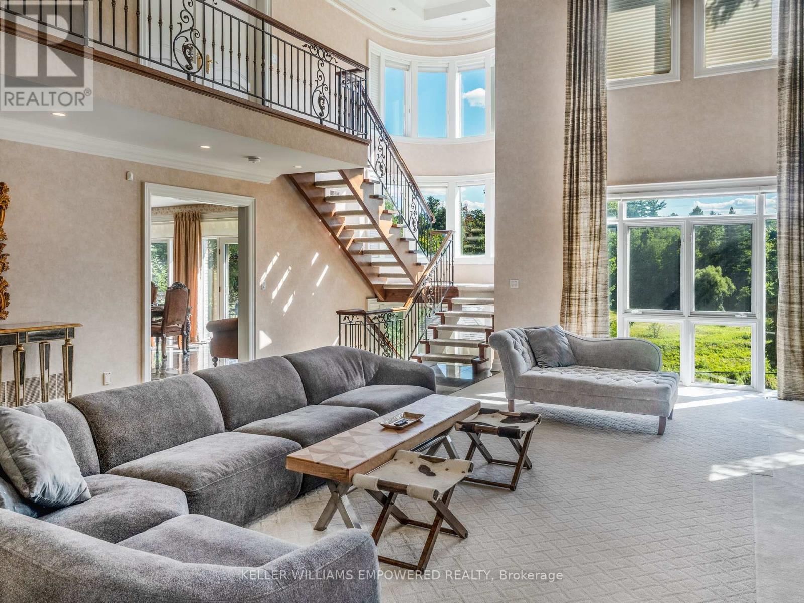 90 Humberview Drive, Vaughan, Ontario  L4H 1B5 - Photo 20 - N12296616