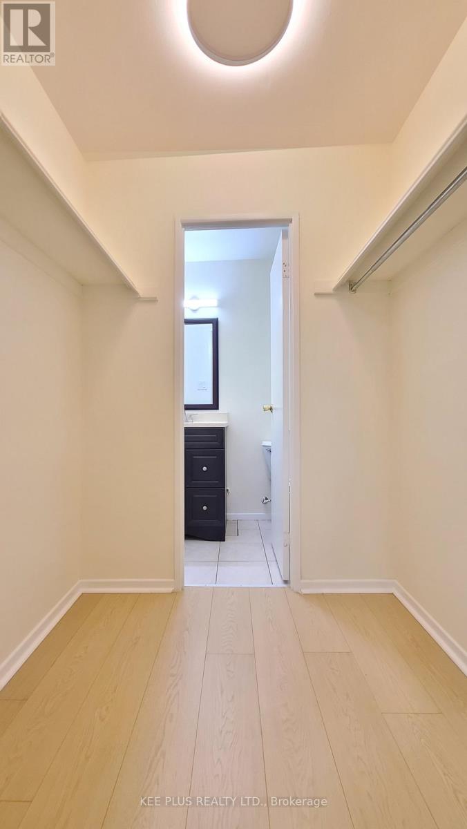 Property at 2055 - 100 MORNELLE COURT image 4