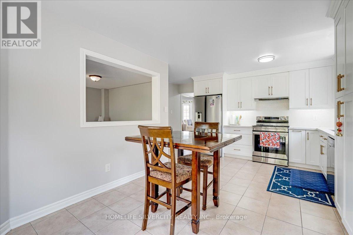 40 Bird Street, Barrie, Ontario  L4N 0X4 - Photo 20 - S12303779