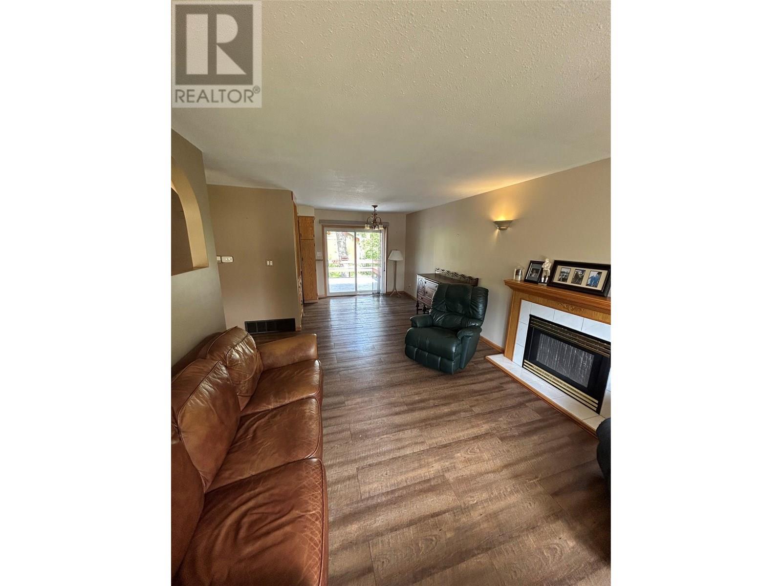 4885 Red Wing Street, Fairmont Hot Springs, British Columbia  V0B 1L1 - Photo 13 - 10347805