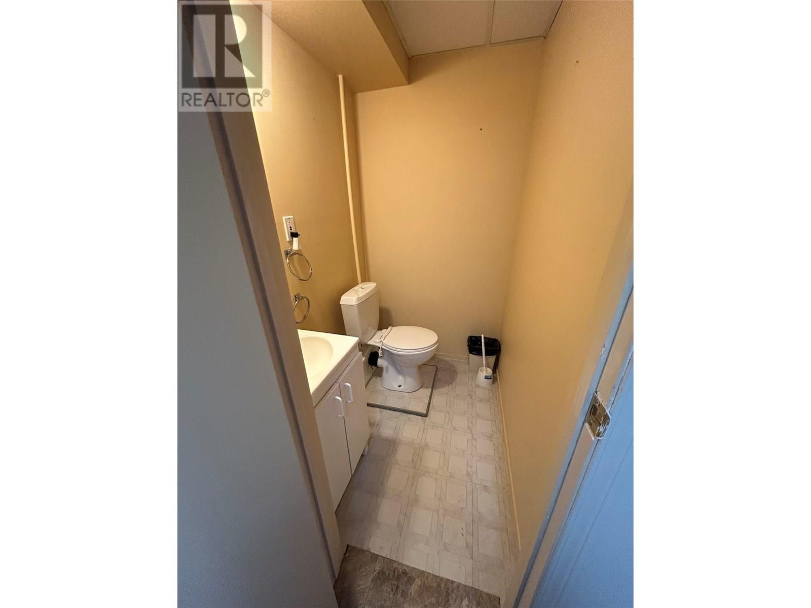4885 Red Wing Street, Fairmont Hot Springs, British Columbia  V0B 1L1 - Photo 28 - 10347805