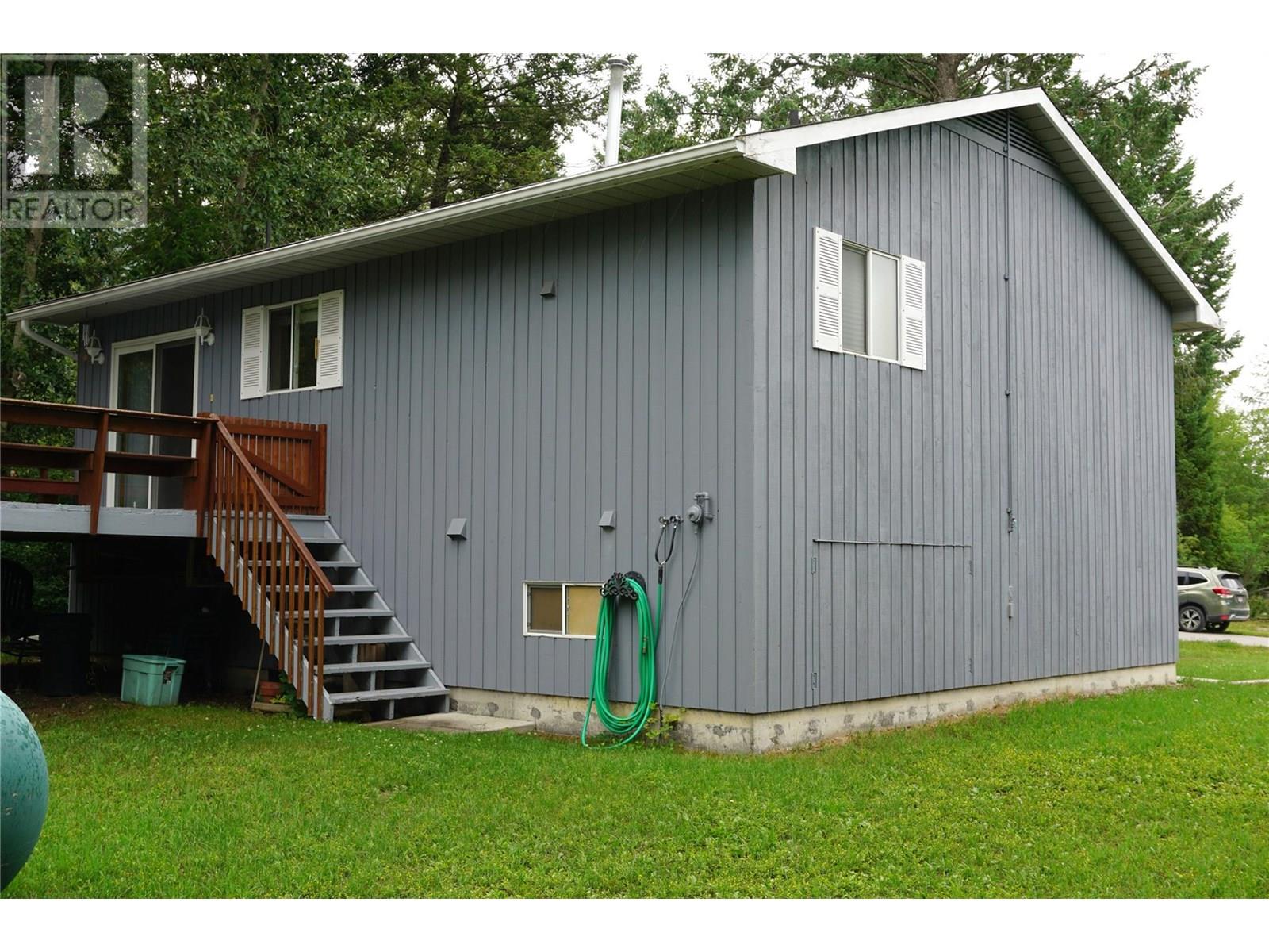 4885 Red Wing Street, Fairmont Hot Springs, British Columbia  V0B 1L1 - Photo 5 - 10347805
