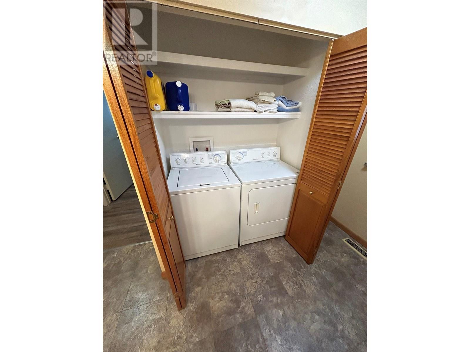 4885 Red Wing Street, Fairmont Hot Springs, British Columbia  V0B 1L1 - Photo 23 - 10347805