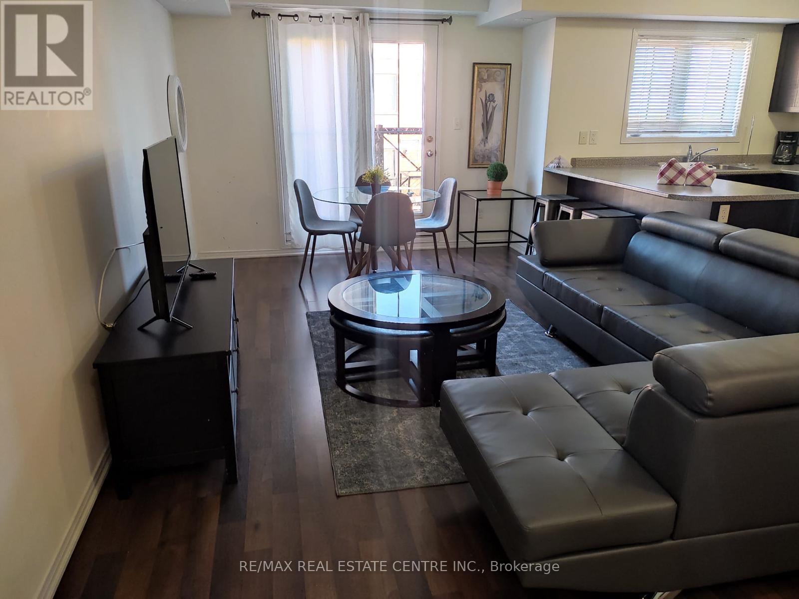 9 - 47 Hays Boulevard, Oakville, Ontario  L6H 0J1 - Photo 10 - W12303761