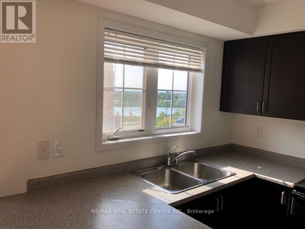 9 - 47 Hays Boulevard, Oakville, Ontario  L6H 0J1 - Photo 18 - W12303761