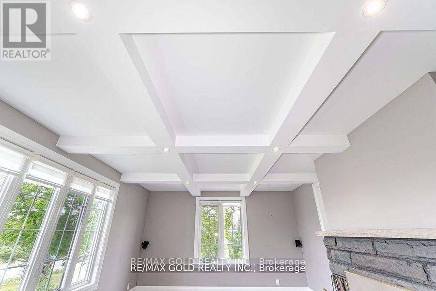 13618 Highway 7, Halton Hills, Ontario  L7G 4S4 - Photo 11 - W12303770
