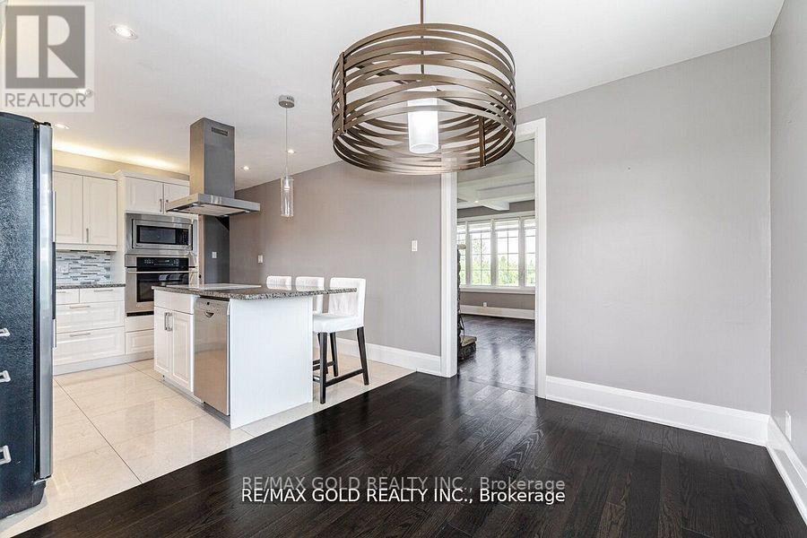 13618 Highway 7, Halton Hills, Ontario  L7G 4S4 - Photo 13 - W12303770