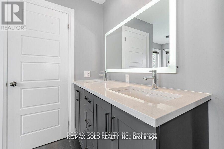13618 Highway 7, Halton Hills, Ontario  L7G 4S4 - Photo 24 - W12303770