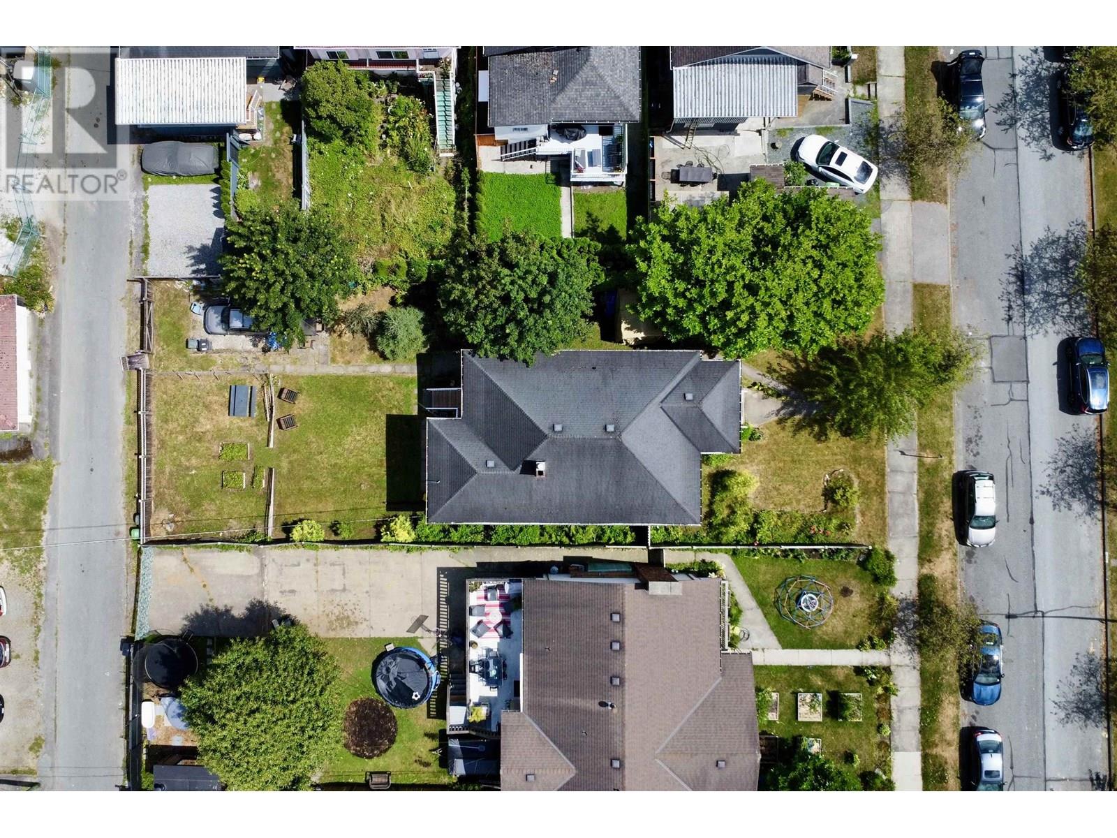 2781 Oxford Street, Vancouver, British Columbia  V5K 1N5 - Photo 34 - R3030299