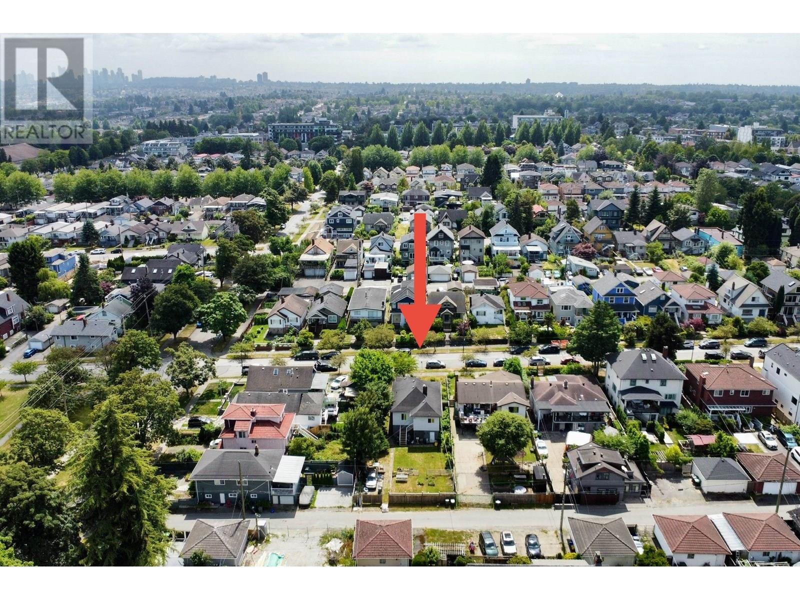 Property at 2781 OXFORD STREET image 4