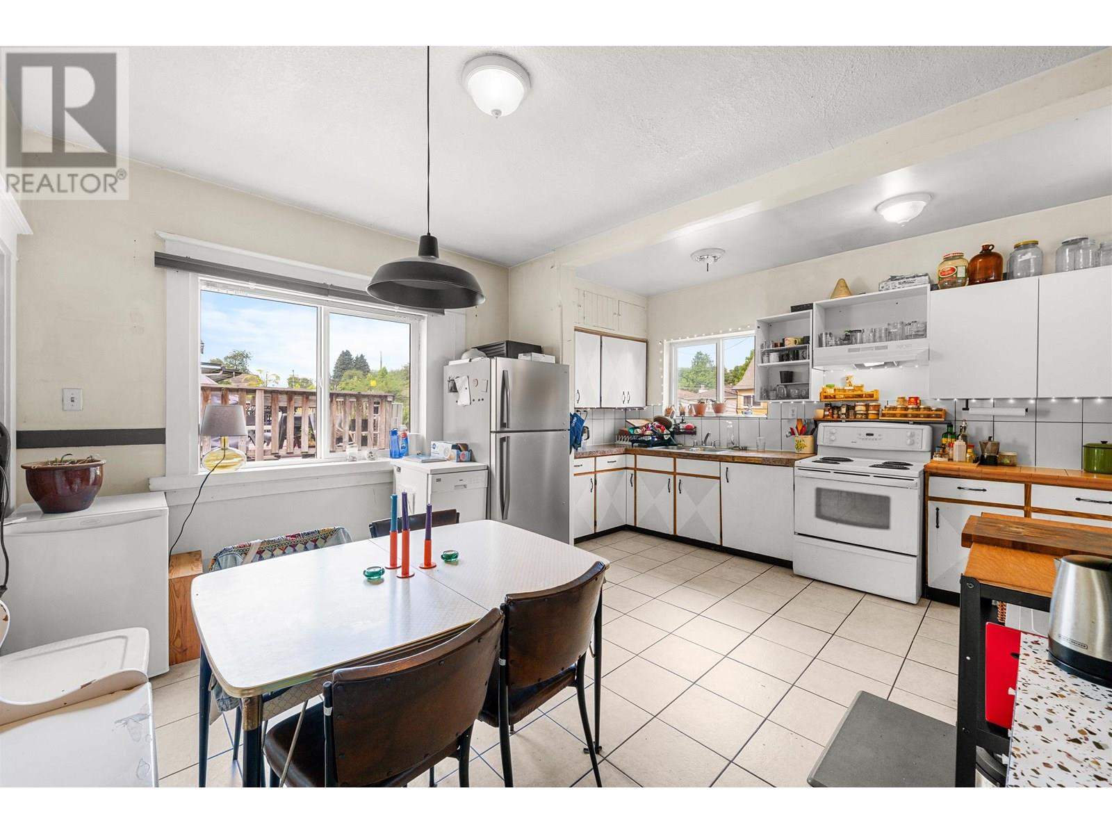 2781 Oxford Street, Vancouver, British Columbia  V5K 1N5 - Photo 6 - R3030299