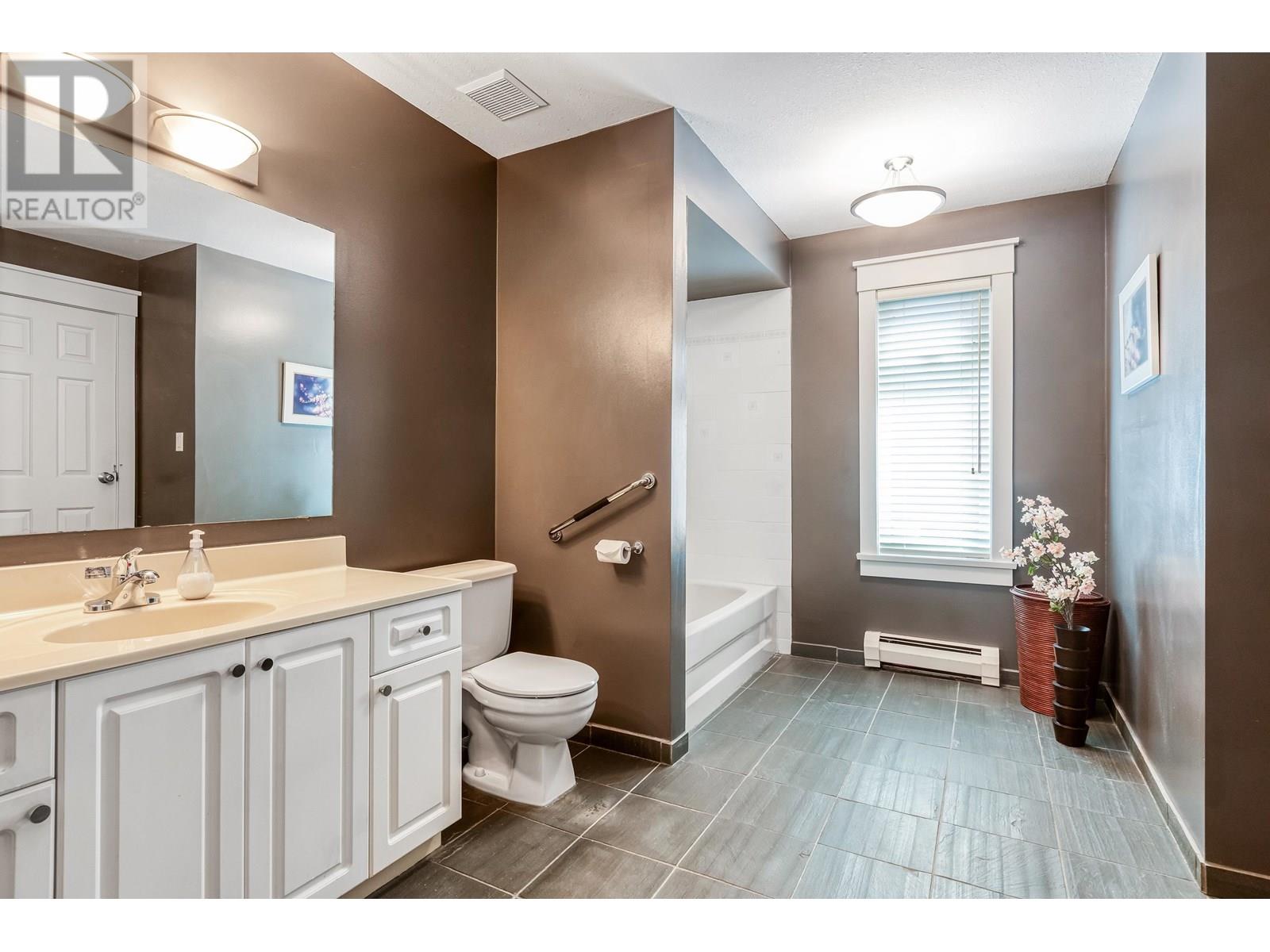 1845 W 62nd Avenue, Vancouver, British Columbia  V6P 2G3 - Photo 6 - R3029731