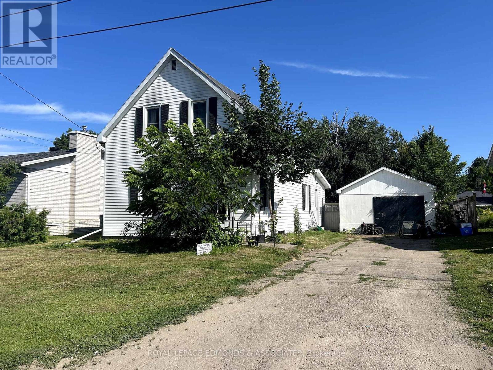13 Jason Street, Whitewater Region, Ontario  K0J 1J0 - Photo 4 - X12303827