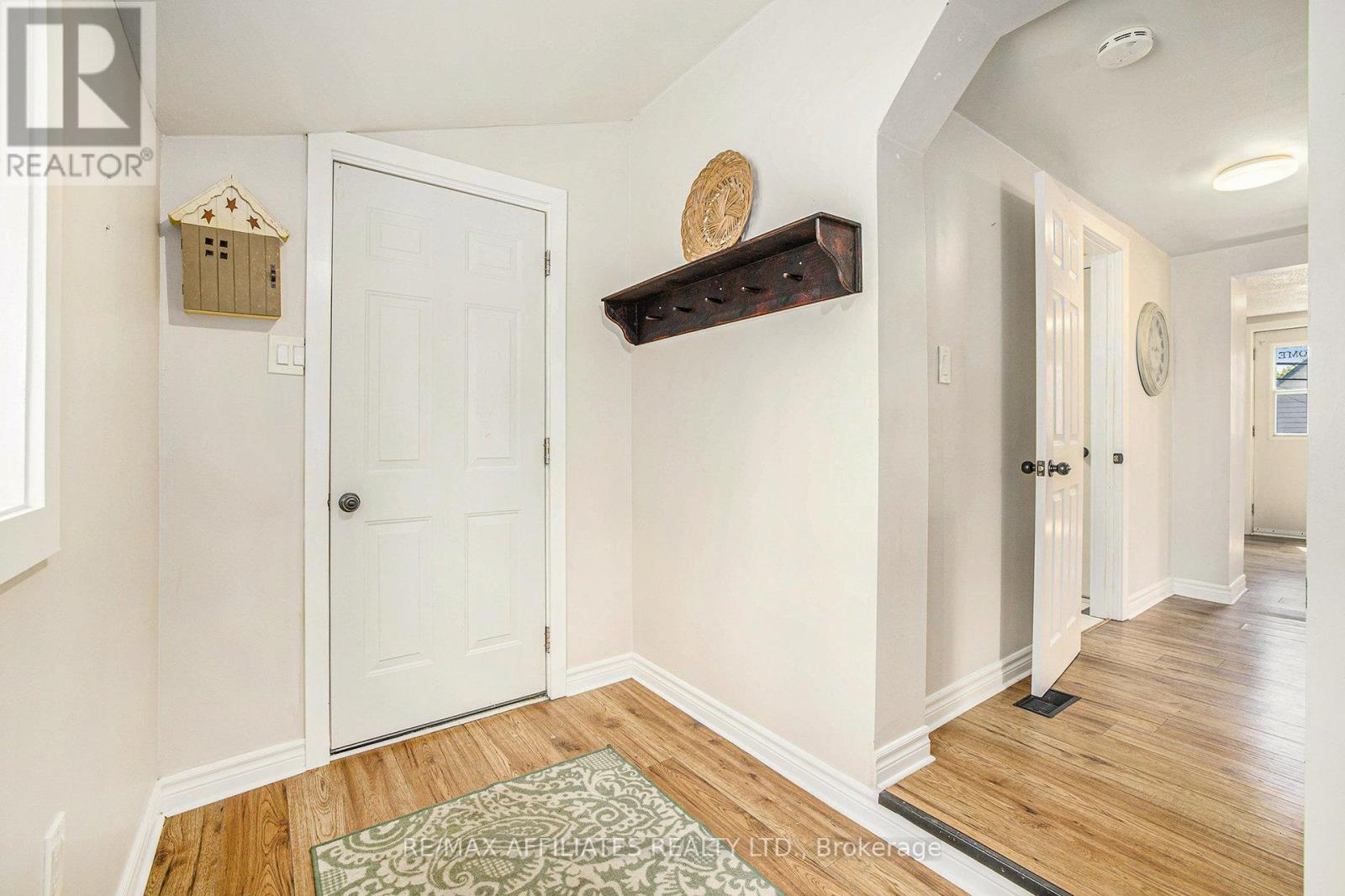 Property at 14 MAIN EAST STREET image 3