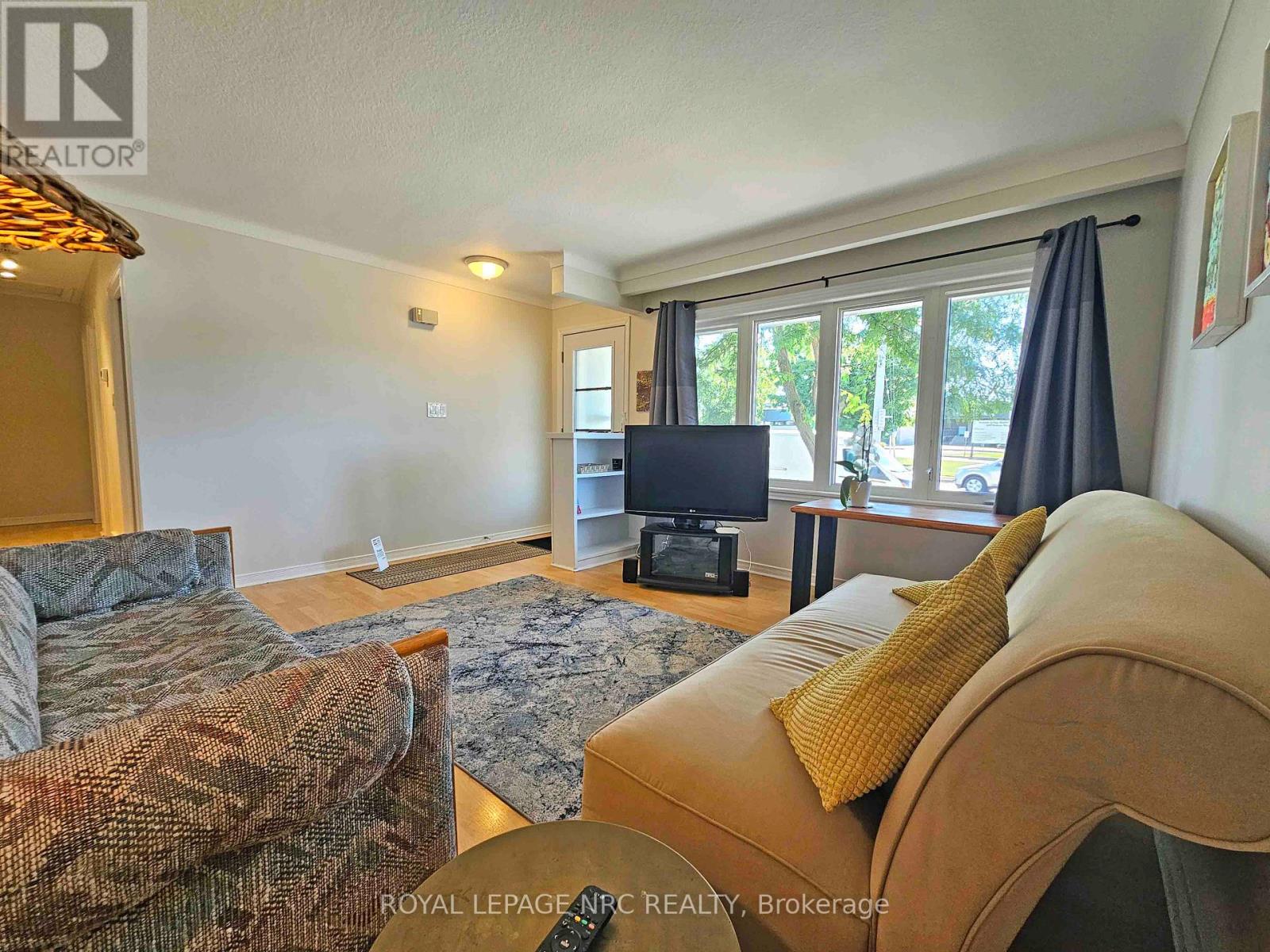 228 Pelham Road, St. Catharines, Ontario  L2S 1X6 - Photo 17 - X12303820