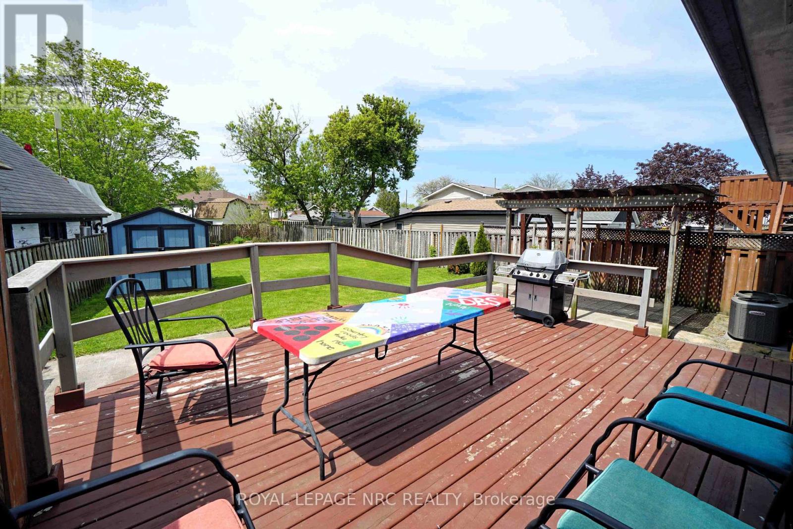 228 Pelham Road, St. Catharines, Ontario  L2S 1X6 - Photo 5 - X12303820