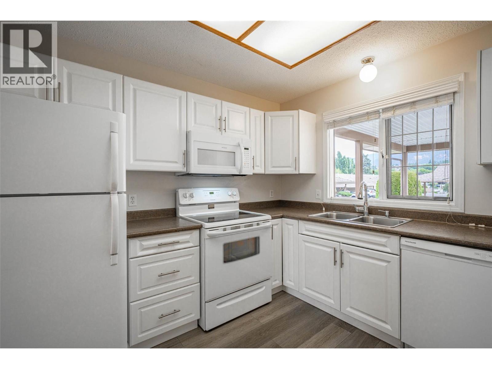 3930 20 Street Unit# 20, Vernon, British Columbia  V1T 4C9 - Photo 21 - 10356672