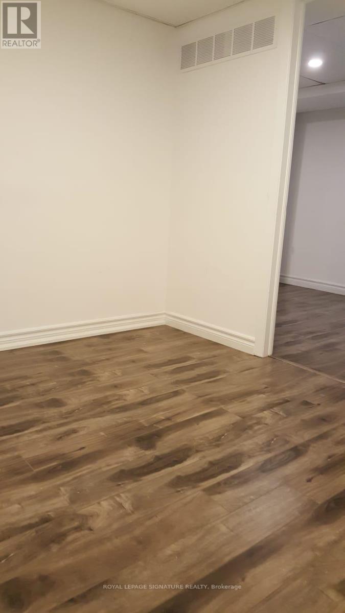 3775 Lake Shore Boulevard W, Toronto, Ontario  M8W 1R1 - Photo 8 - W12295797