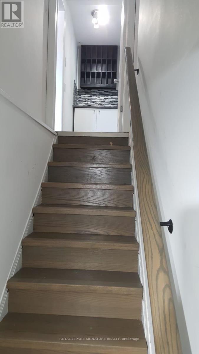 3775 Lake Shore Boulevard W, Toronto, Ontario  M8W 1R1 - Photo 6 - W12295797