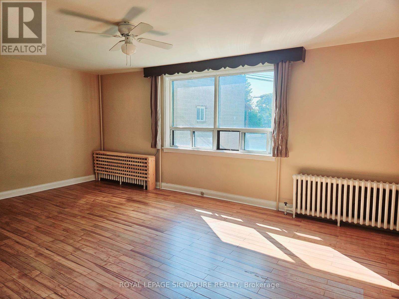 3775 Lake Shore Boulevard W, Toronto, Ontario  M8W 1R1 - Photo 21 - W12295797