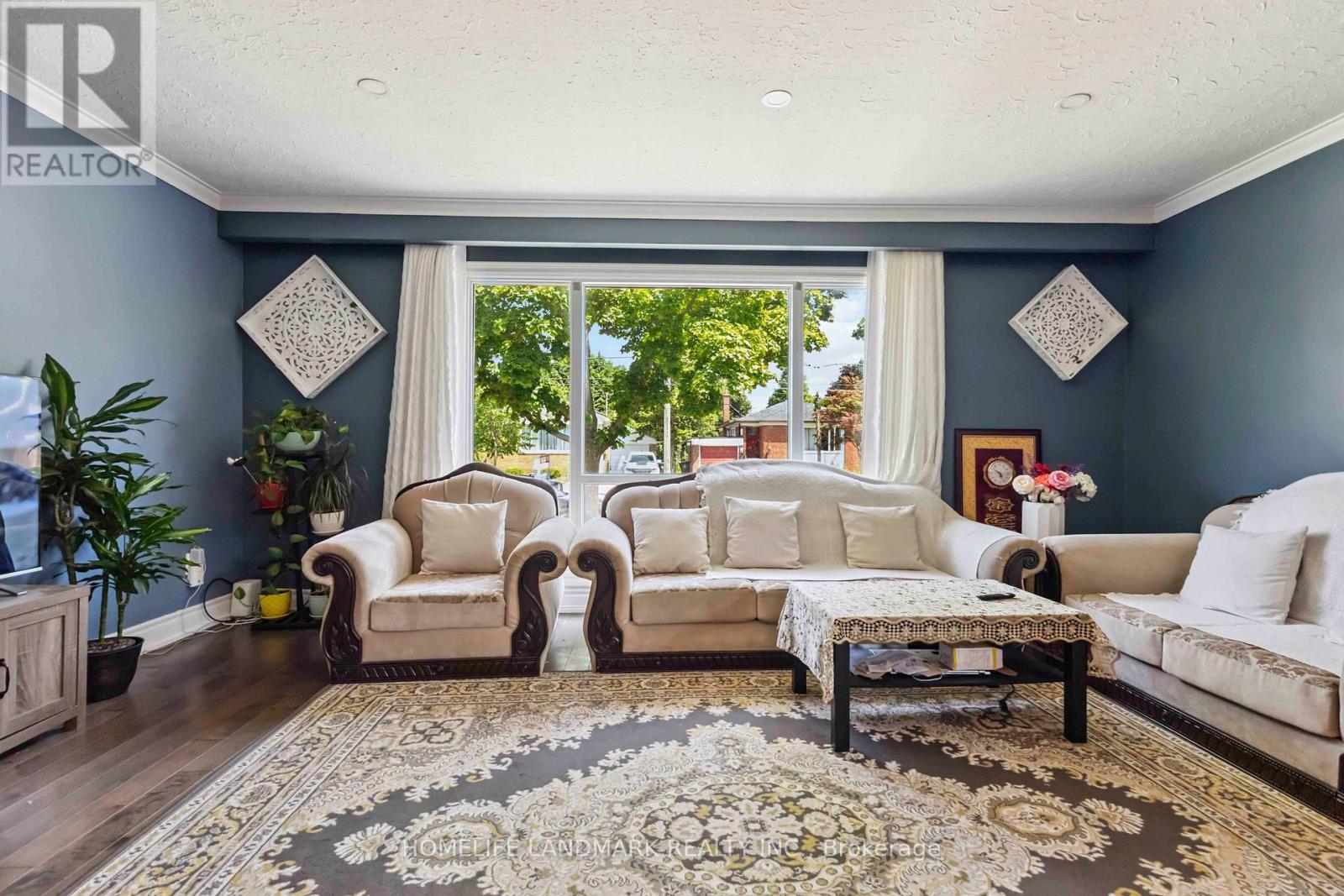 Property at 260 CHINE DRIVE image 4