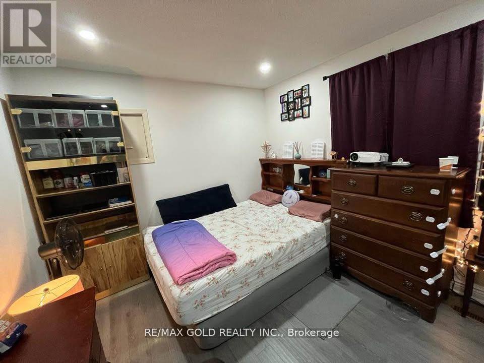 36 Windmill Boulevard, Brampton, Ontario  L6Y 3E4 - Photo 15 - W12303836