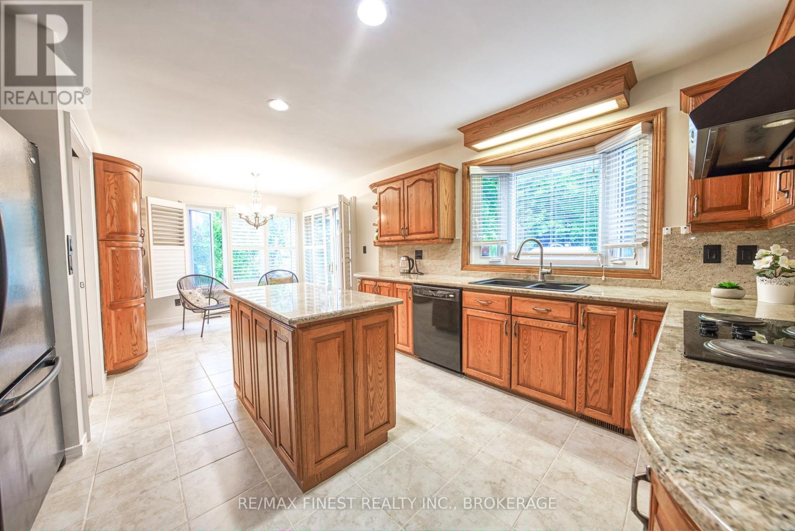 16 Pembroke Street, Kingston, Ontario  K7L 4N4 - Photo 19 - X12303105