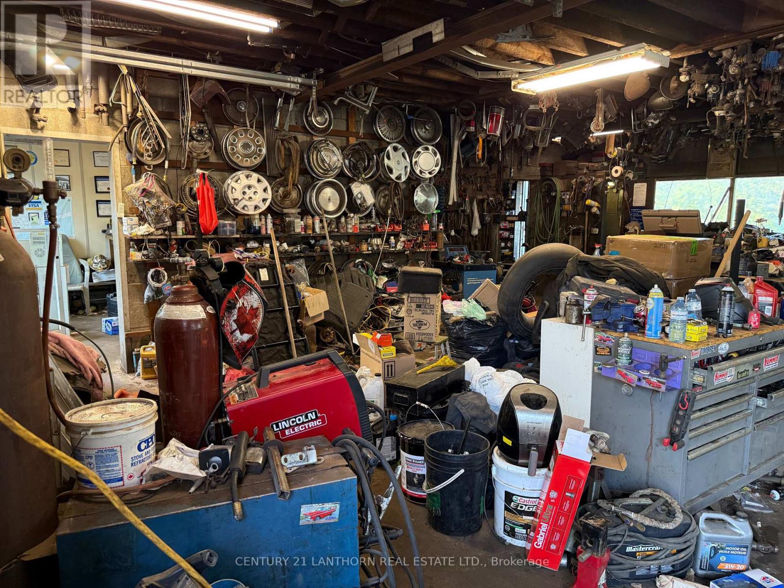 3073 County 10 Road, Prince Edward County (South Marysburg Ward), Ontario  K0K 2P0 - Photo 15 - X12303885