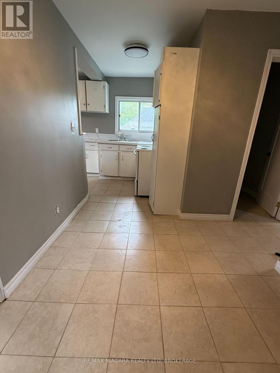 3 - 115 Kinnear Street, Port Colborne, Ontario  L3K 1A8 - Photo 10 - X12303868