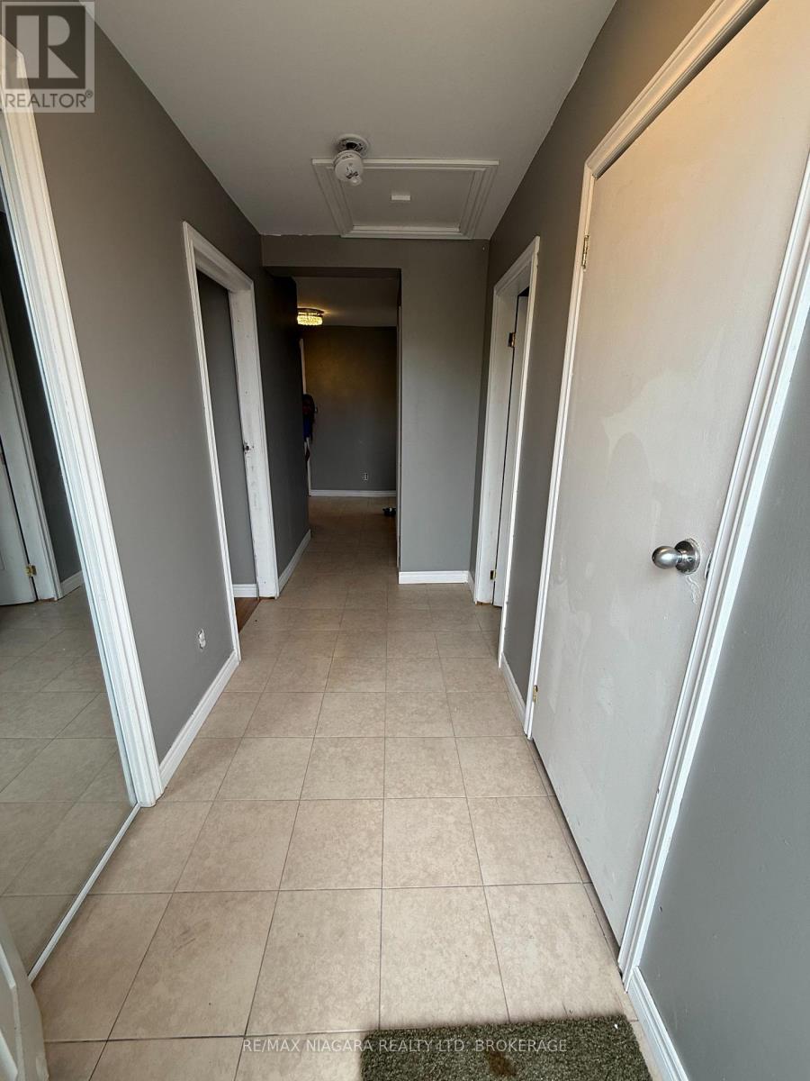 3 - 115 Kinnear Street, Port Colborne, Ontario  L3K 1A8 - Photo 6 - X12303868